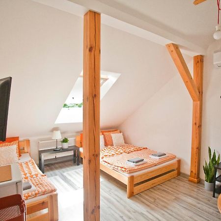 Hostel 33 تريبينا المظهر الخارجي الصورة